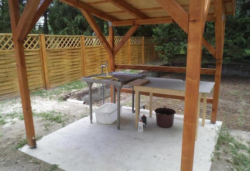 带1个卧室带花园景观的公寓, Akvárium Apartmanházak