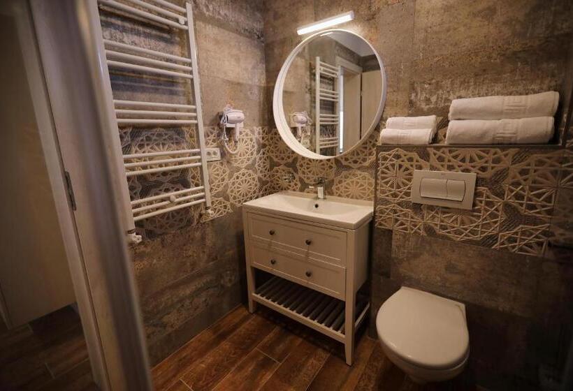 디럭스 룸, Grand Dedal