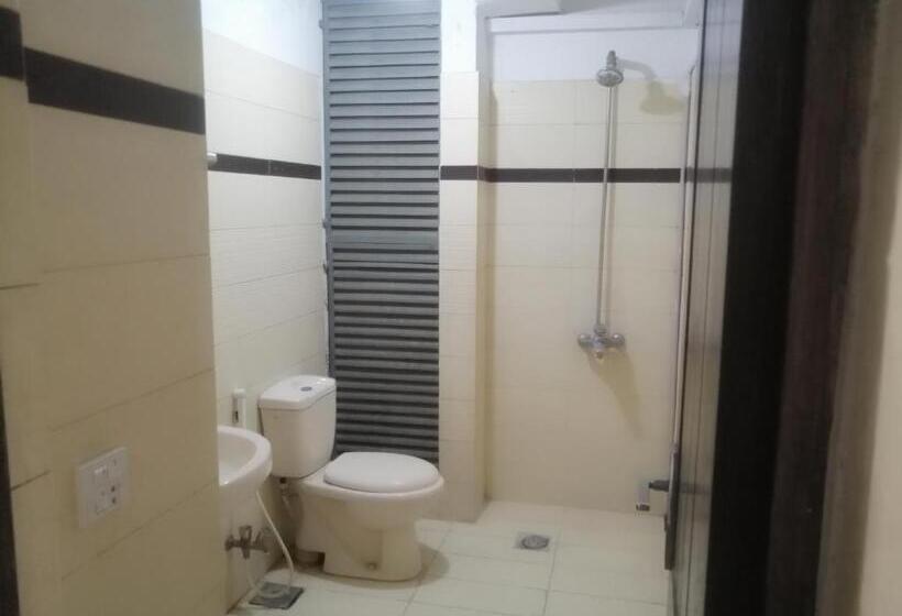 اتاق لوکس, Fortville