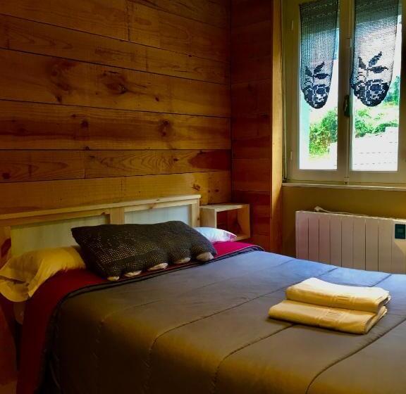 غرفة قياسية, Carving Surf Hostel