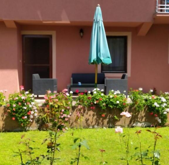 اتاق استاندارد سه تخته با سرویس بهداشتی مشترک, Apartment & Rooms Aleksandar