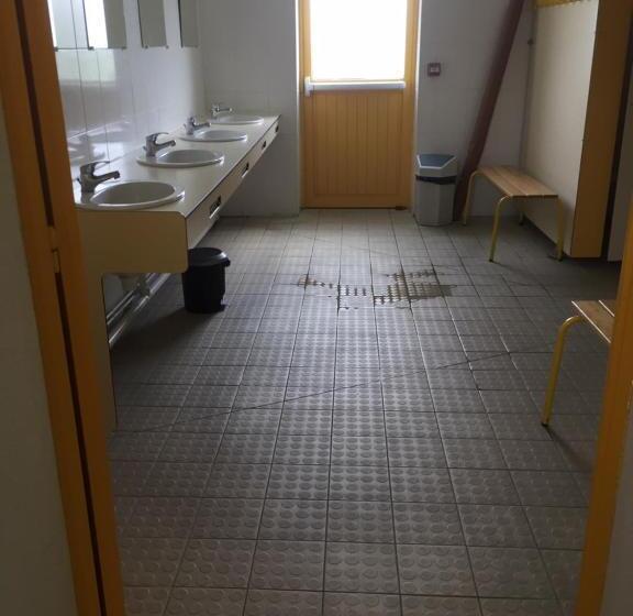 غرفة قياسية مطلّة علي الحديقة, Auberge De Jeunesse La Hulotte