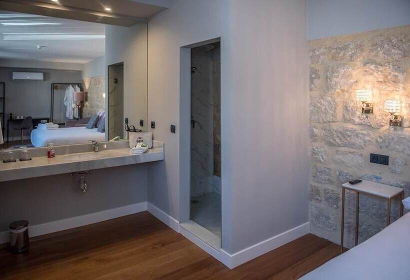 Номер Superior, Don Juan Boutique