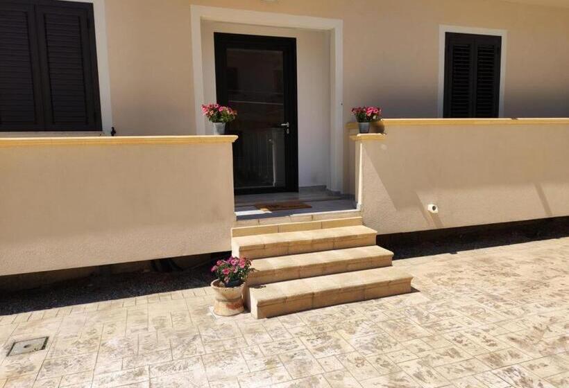 غرفة قياسية مطلّة علي الحديقة, Villa Ada