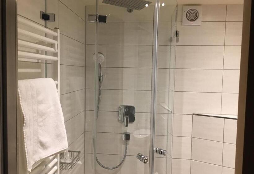 شقة غرفة واحدة, Gasthof Zum Ochsen