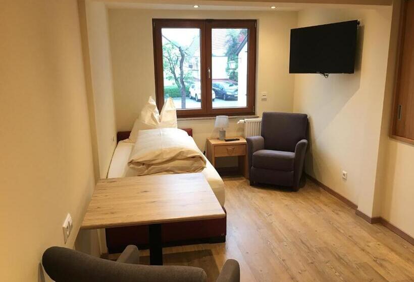 شقة غرفة واحدة, Gasthof Zum Ochsen