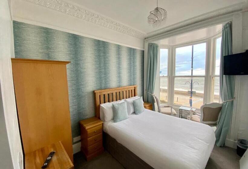 غرفة قياسية مطلّة علي البحر, Helmsman Guesthouse