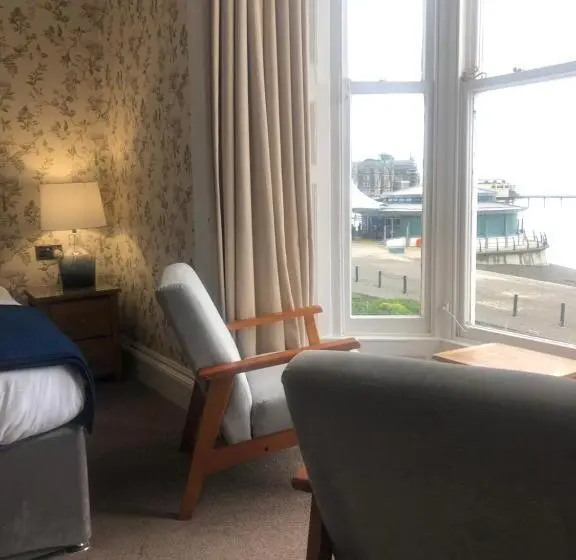 オーシャンビューデラックスルーム, Helmsman Guesthouse