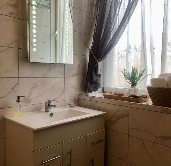 Номер Стандарт, Helmsman Guesthouse