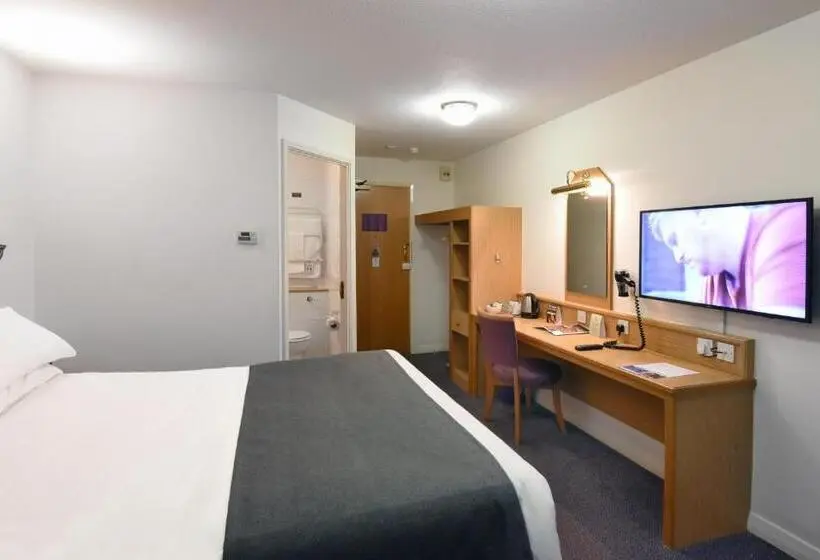 Standard Room, Waterside By Greene King Inns