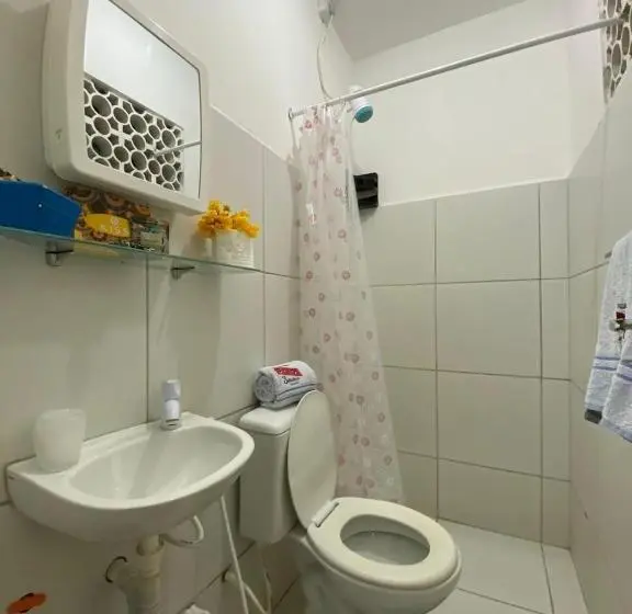 Standard Kolmen Hengen Huone, Pousada & Food 3 Abelhas