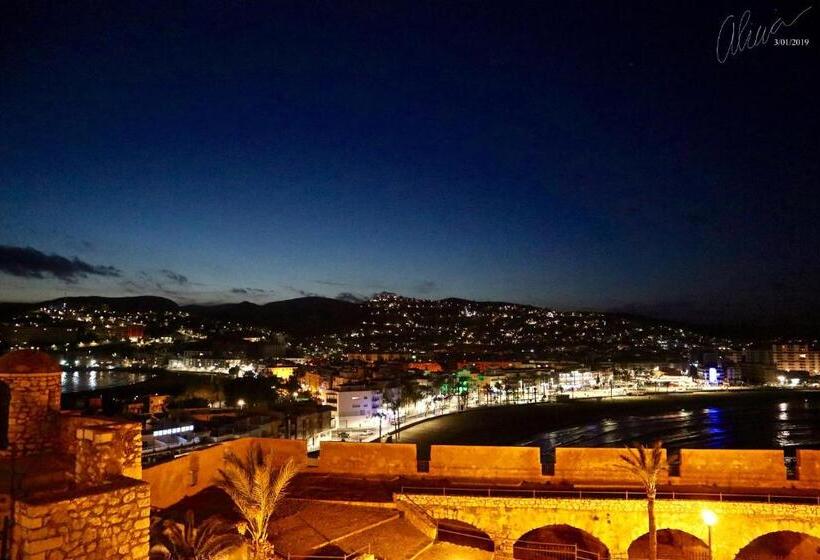 غرفة ديلوكس مطلّة علي البحر, Hostal Boutique Olvido 22 Adults Only