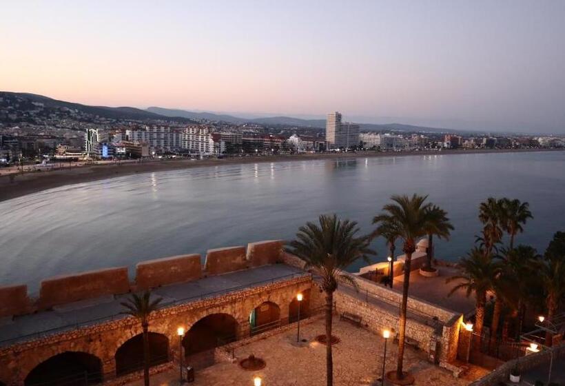 غرفة ديلوكس مطلّة علي البحر, Hostal Boutique Olvido 22 Adults Only