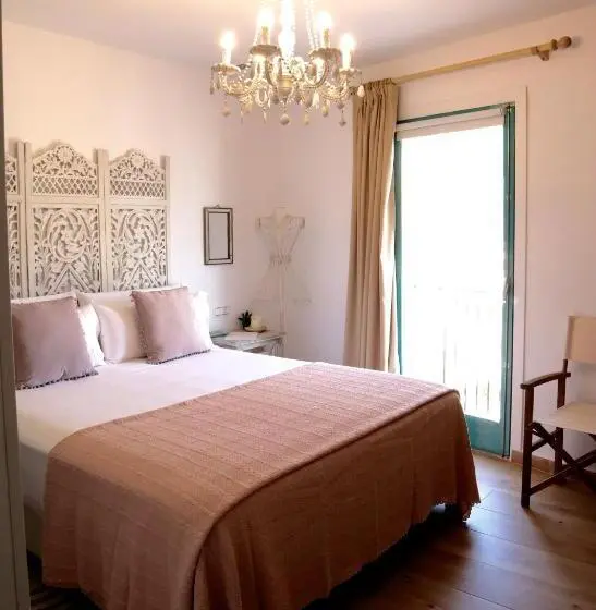 オーシャンビューデラックスルームバルコニー付き, Hostal Boutique Olvido 22 Adults Only
