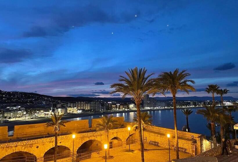 غرفة ديلوكس مطلّة علي البحر مزوَّدة بشُرفة, Hostal Boutique Olvido 22 Adults Only