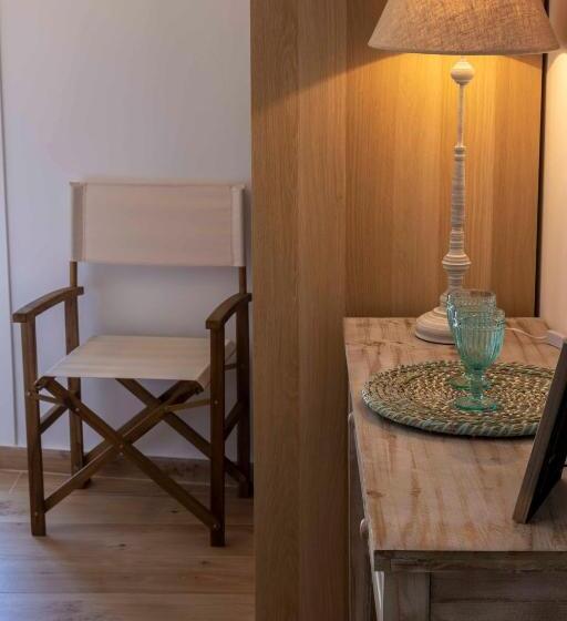 غرفة ديلوكس مطلّة علي البحر مزوَّدة بشُرفة, Hostal Boutique Olvido 22 Adults Only