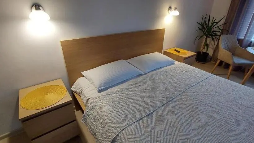 آپارتمان 1 خوابه با بالکن, Apartamentai šalia Baseino