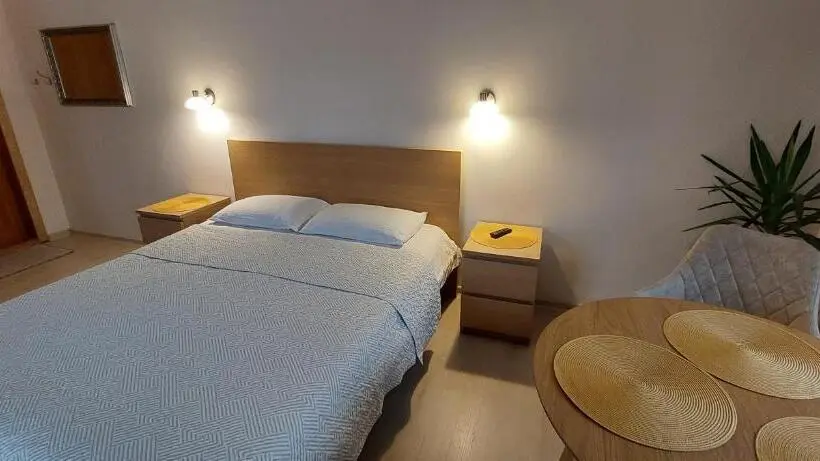 آپارتمان 1 خوابه با بالکن, Apartamentai šalia Baseino