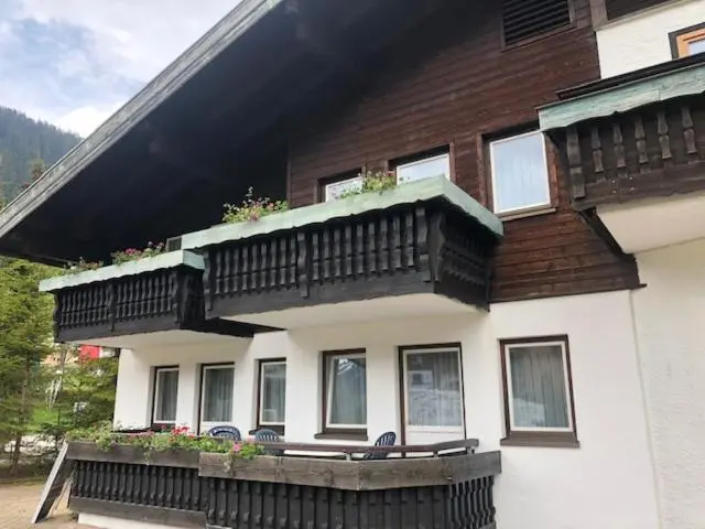 バルコニー付きスタンダードルーム, Norishütte