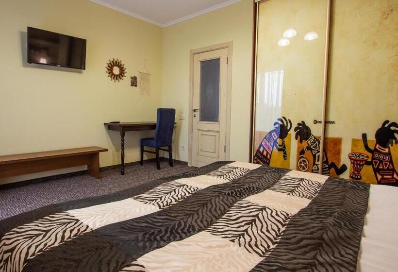 سوییت, Poeziya Mandriv