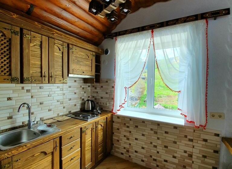 استودیوی استاندارد, Poeziya Mandriv