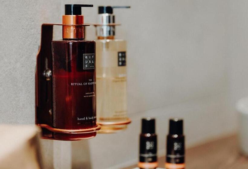 Люкс Повышенной Комфортности, Prunner Luxury Suites Adults Only