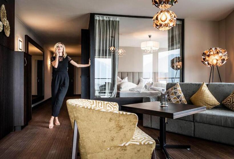 Люкс Повышенной Комфортности, Prunner Luxury Suites   Adults Only