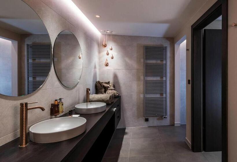 Люкс Адаптированный для Инвалидов, Prunner Luxury Suites   Adults Only