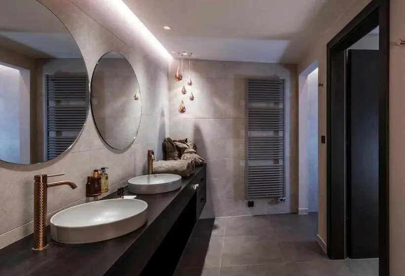Sviitti Liikuntarajoitteisille, Prunner Luxury Suites Adults Only