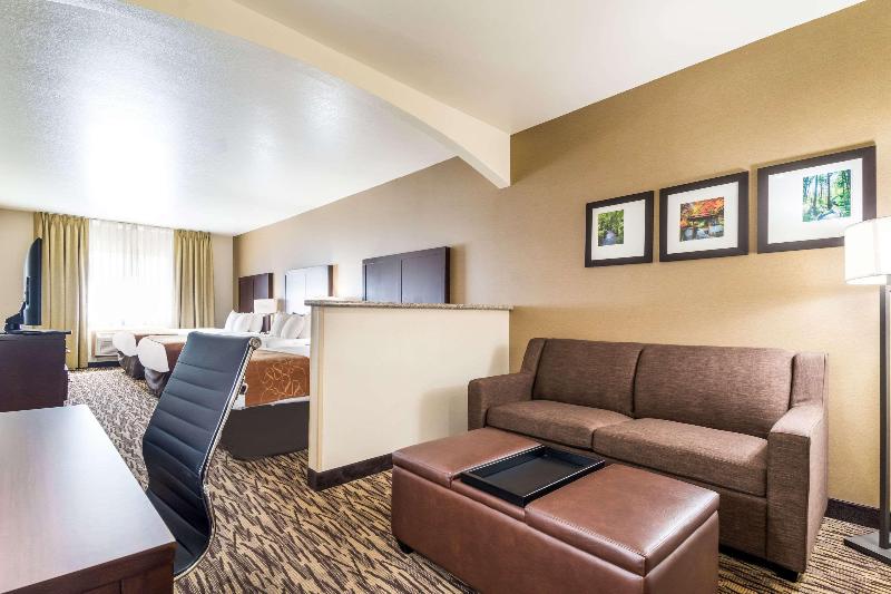 سوییت, Comfort Suites Portland Airport