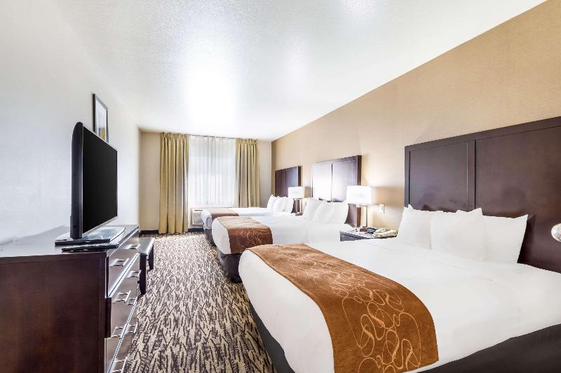 سوییت, Comfort Suites Portland Airport