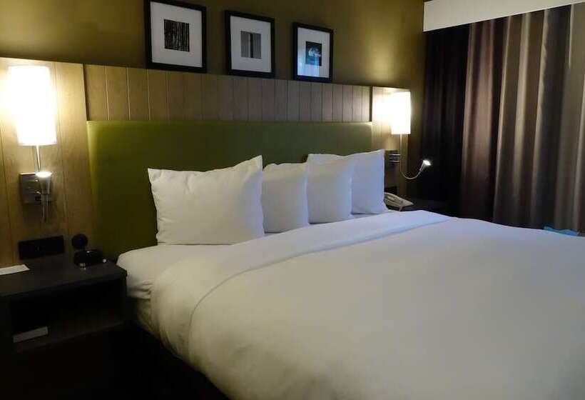 适合残疾人士使用的套间, Country Inn & Suites By Radisson, Burlington Elon , Nc