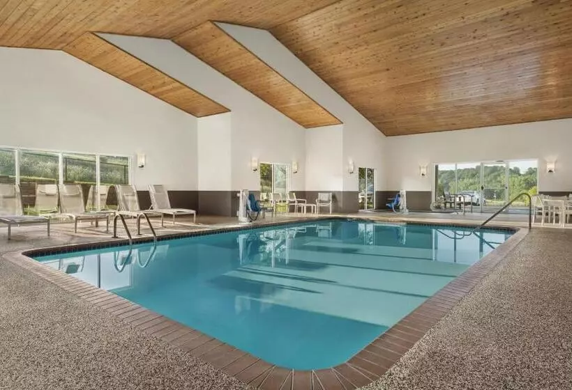 スタンダードルーム, Country Inn & Suites By Radisson, Decorah, Ia