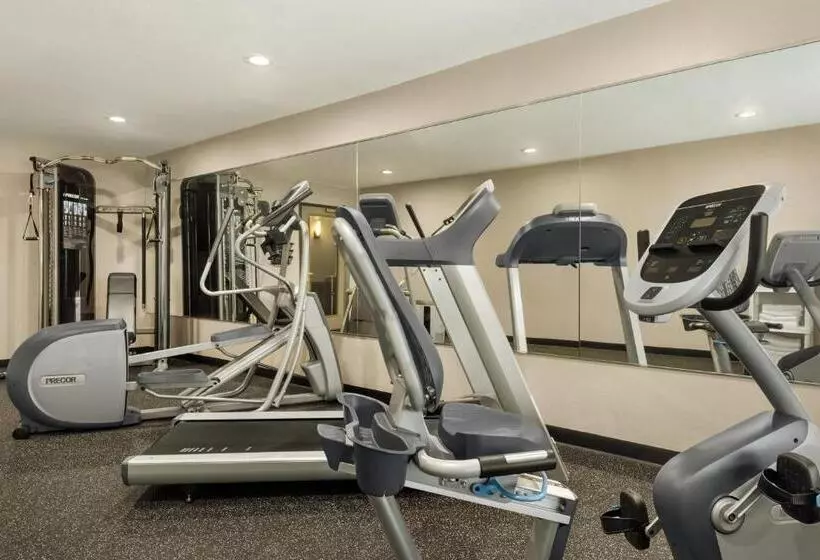 クイーンサイズベッドのスイートルーム, Country Inn & Suites By Radisson, Decorah, Ia