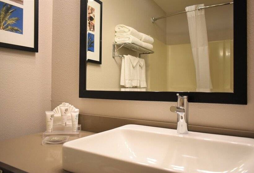 جناح لذوى الاحتياجات الخاصة, Country Inn & Suites By Radisson Kenosha   Pleasant Prairie