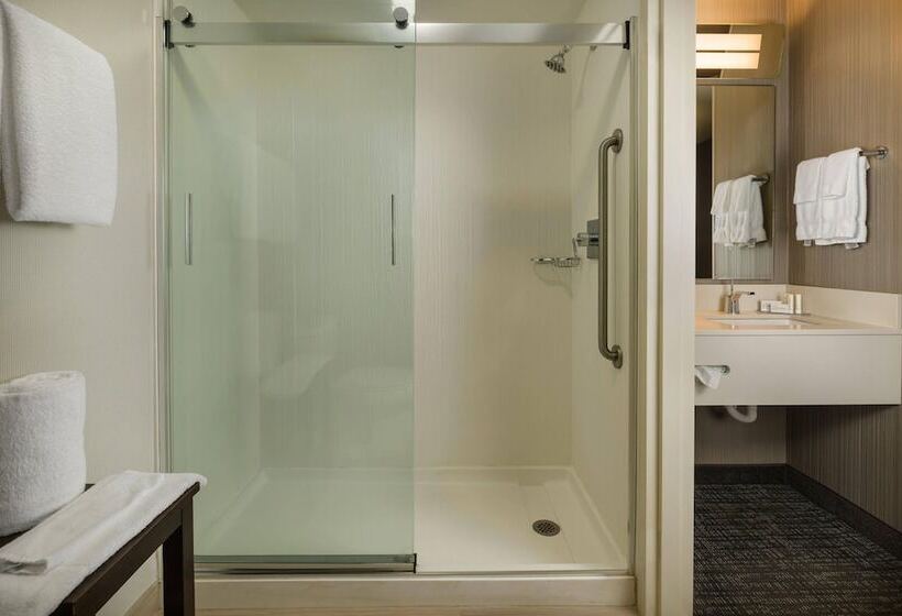 اتاق استاندارد با 2 تخت دوبل, Courtyard By Marriott New Haven Orange