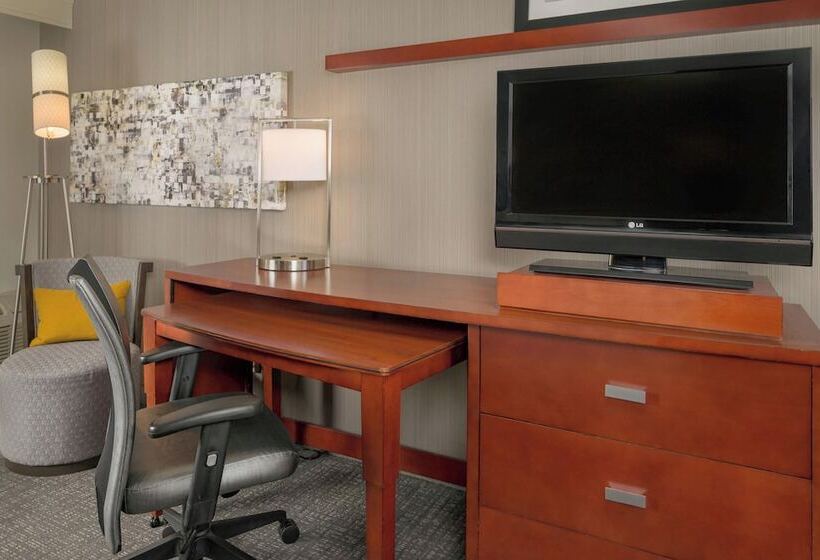 Номер Стандарт 2 Двуспальные Кровати, Courtyard By Marriott New Haven Orange