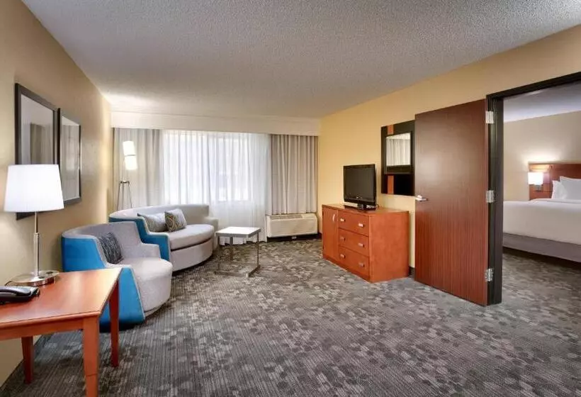 キングサイズベッドのスイートルーム, Courtyard By Marriott Salt Lake City Sandy
