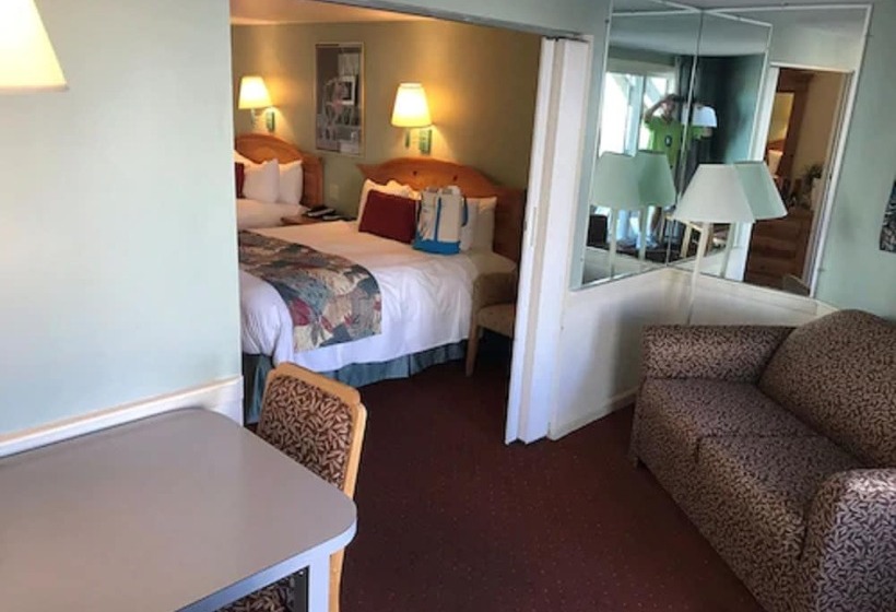 オーシャンビュースーペリアースイート, The Corsair & Cross Rip Oceanfront