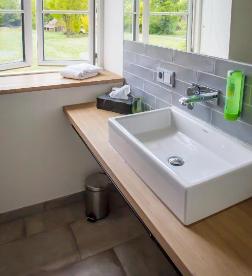 标准间, Nordenholzer Hof