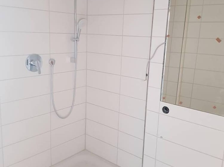 اتاق استاندارد یک نفره, Am Berg Esslingen