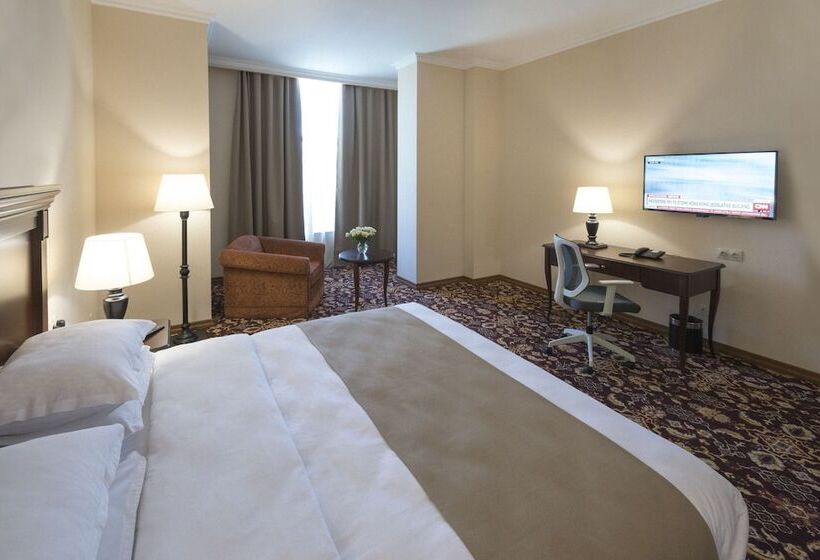스위트, Ani Grand Hotel Yerevan
