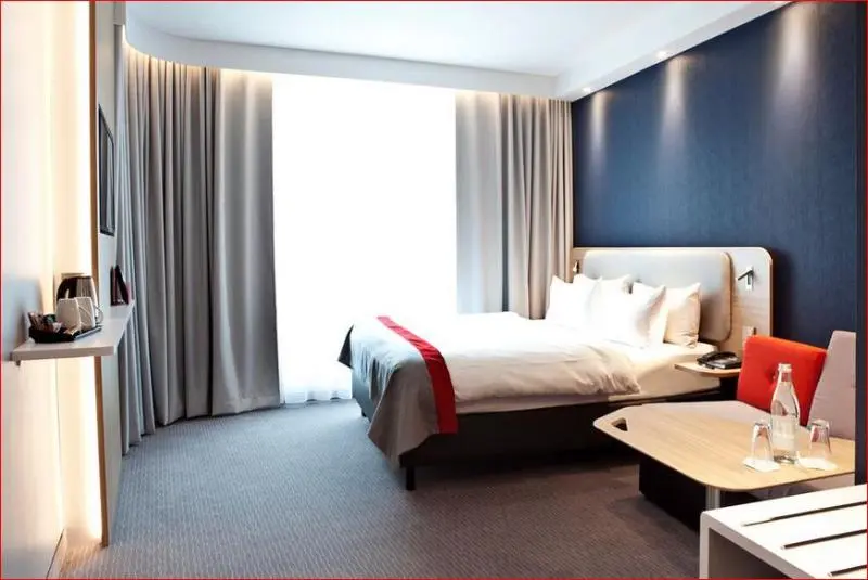スタンダードルーム, Holiday Inn Express Kaiserslautern, An Ihg