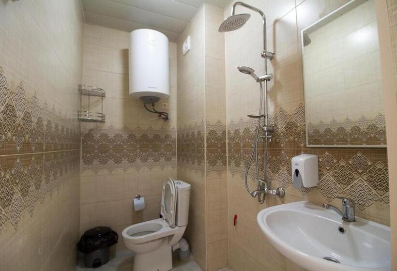 Triple Room Sea View, Medea Kvariati