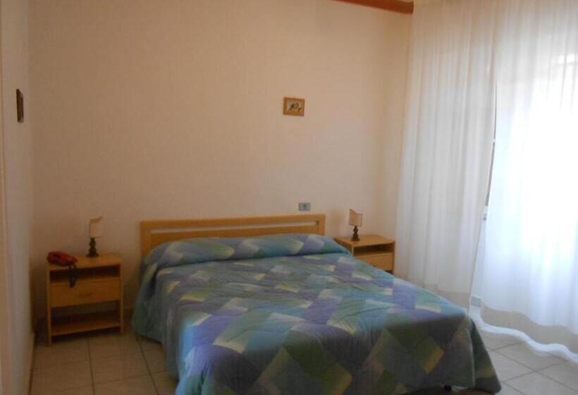 اتاق استاندارد, Pensione Verde Luna