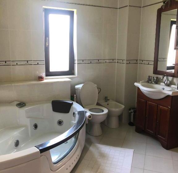 غرفة قياسية, Pensiunea La Răducu