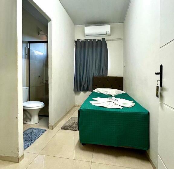 スタンダードシングルルーム, Monte Carlo