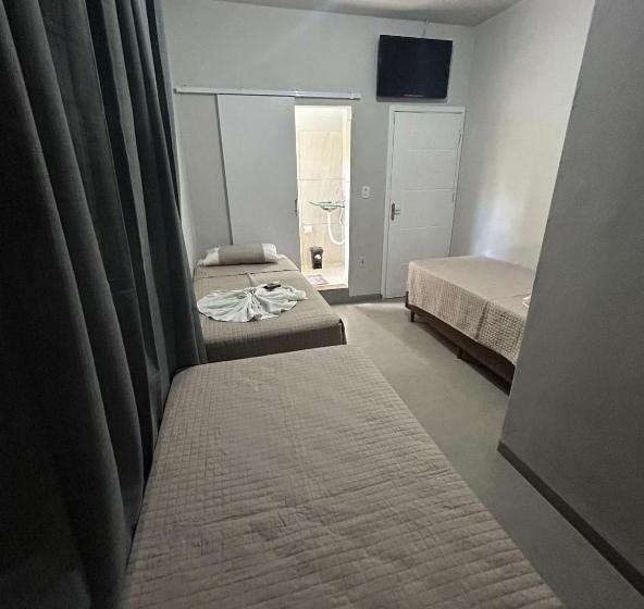 スタンダードトリプルルーム, Monte Carlo