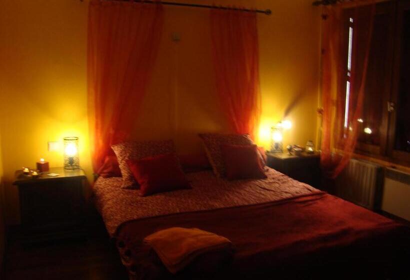 Standard room with outdoor bath, Mas Nogarede