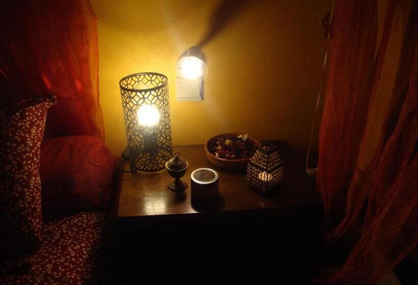 Standard room with outdoor bath, Mas Nogarede